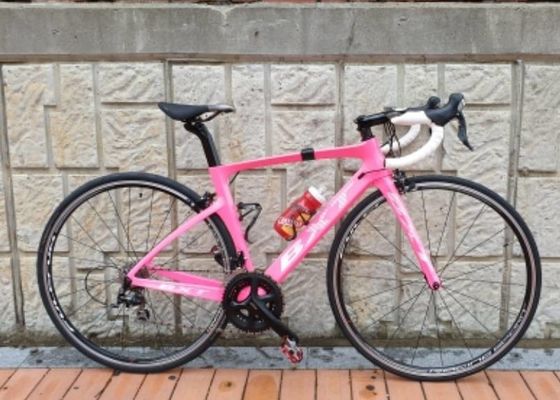 Aero Shaping Rim Brake Road Bikes Carbon Clincher Road Bike 700C