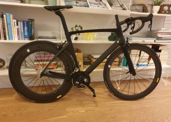 Aero Shaping Rim Brake Road Bikes Carbon Clincher Road Bike 700C