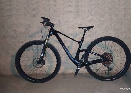 29 Full Carbon Fiber Mountain Bikes XC Mountain Bike 11 Speeds