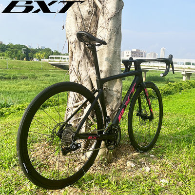 700C Aero Shaping Carbon Fiber Road Bike With Shimano Group Set