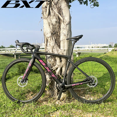 700C Aero Shaping Carbon Fiber Road Bike With Shimano Group Set