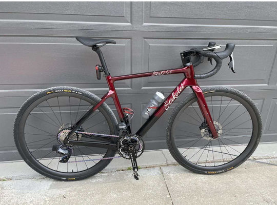 700C Carbon Gravel Bike Disc Brake Full Cable Hidden Road Bike Shimano Group Set