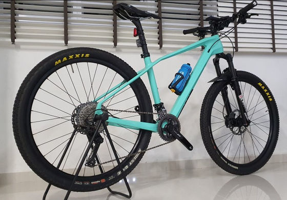 27.5er Adults Mountain Bike With Full Carbon Fiber Frame Shimano Group Set 27.5